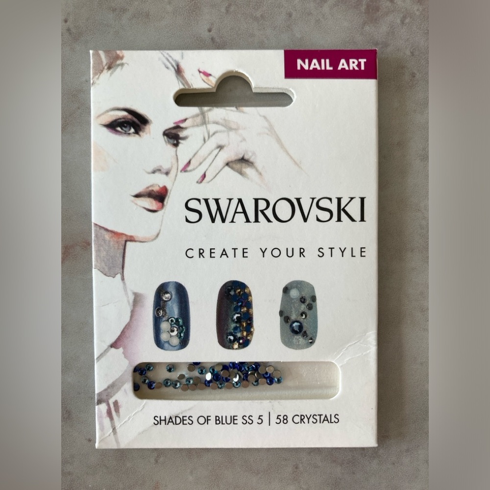 Swarovski Crystal Nail Art - Shades of Blue SS 5 - 58 Crystals